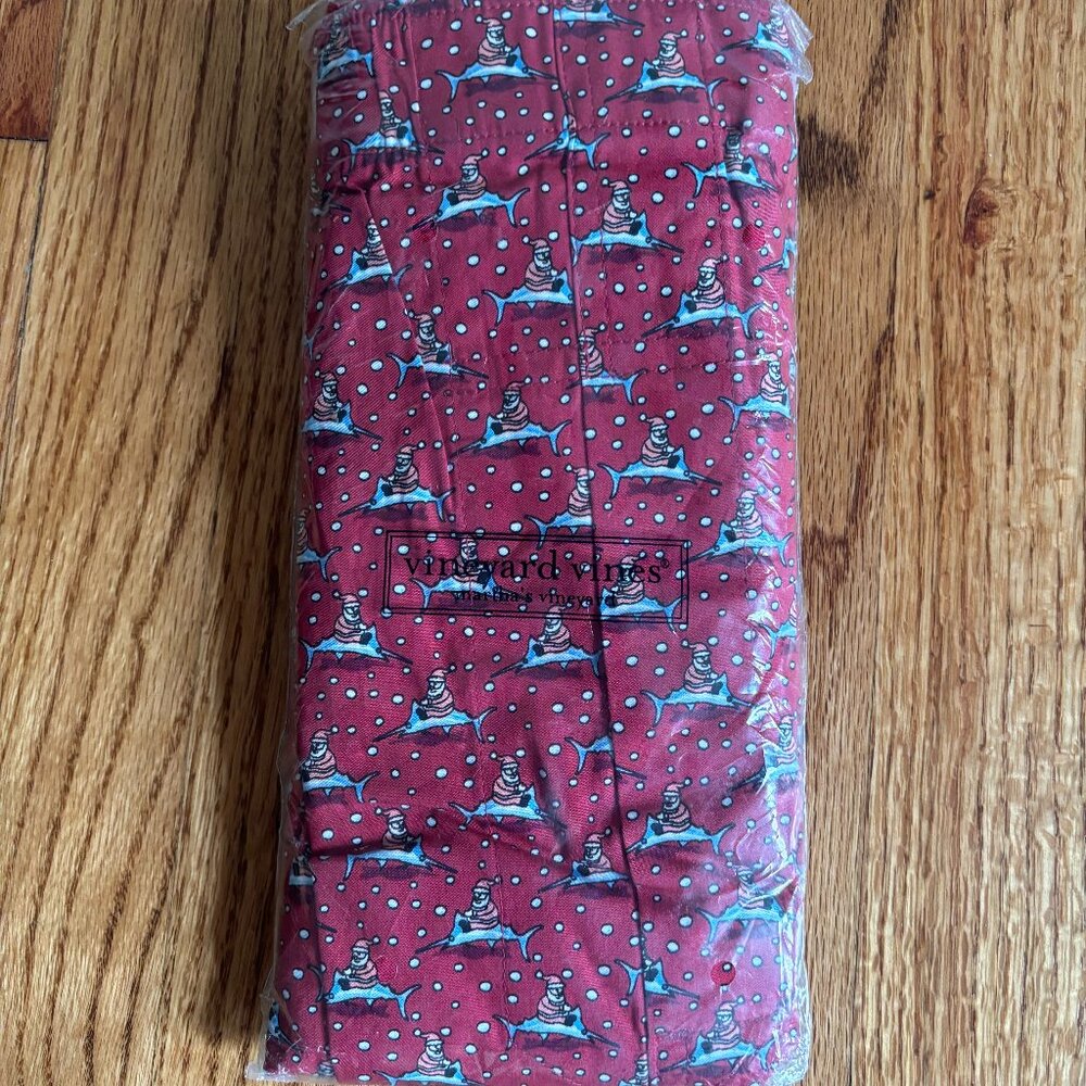 NWT Vineyard Vines 5XL Big and Tall Boxers with Santa